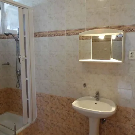 In Balatonmariafürdo 19326 Ferienhaus Balatonmáriafürdő
