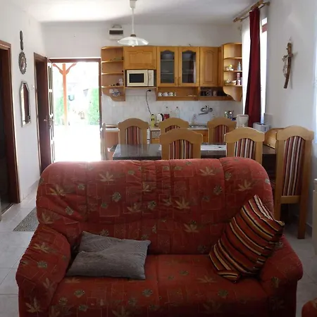 Ferienhaus In Balatonmariafürdo 19326 Balatonmáriafürdő