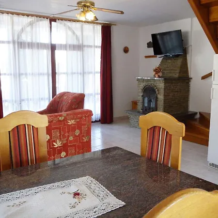 Ferienhaus In Balatonmariafürdo 19326 Balatonmáriafürdő